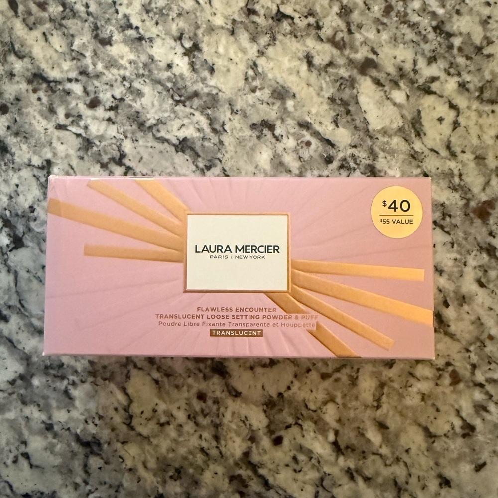 Laura Mercier Flawless Encounter Loose Translucent Setting Powder & Puff